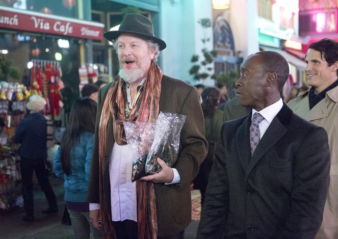 House of Lies - Season 3 - Wreckage - Photos - Daniel Stern, Don Cheadle