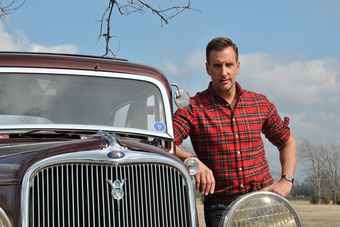 Time Traveling with Brian Unger - Van film