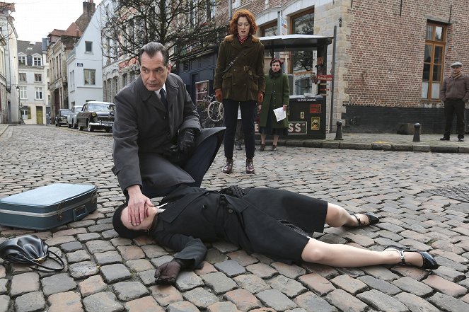 Vraždy podle Agathy Christie - Série 2 - Karty na stole - Z filmu - Samuel Labarthe, Blandine Bellavoir