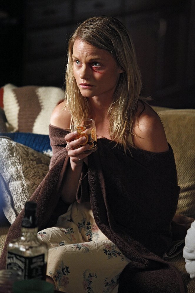 True Blood - Season 3 - Night on the Sun - Van film - Lindsay Pulsipher