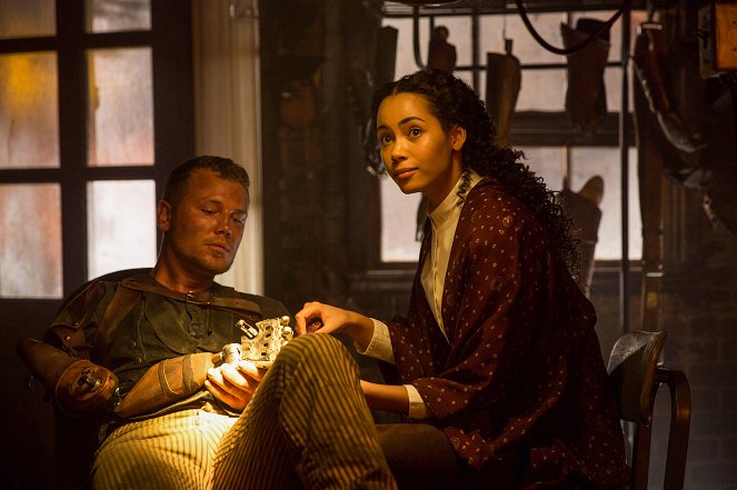 Into the Badlands - Season 1 - The Fort - Photos - Madeleine Mantock