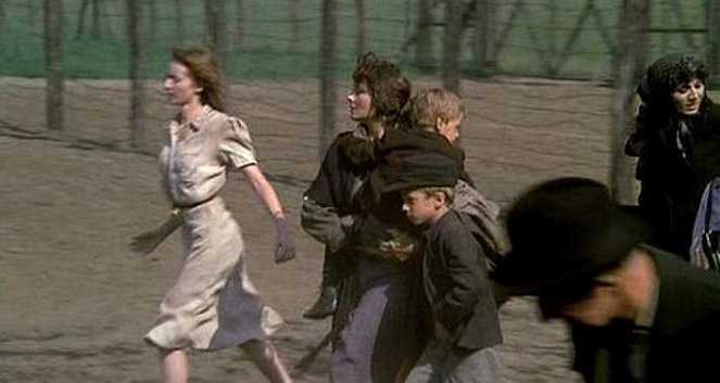 Ventos do Holocausto - Do filme