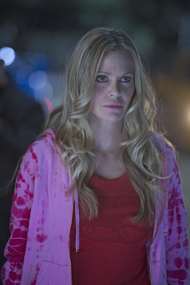 True Blood - May Be the Last Time - Photos - Kristin Bauer van Straten