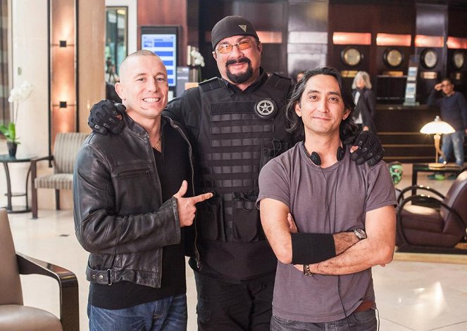 Killing Salazar - De filmagens - Georges St-Pierre, Steven Seagal, Keoni Waxman