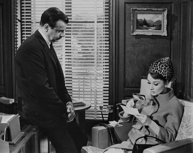 Amerikai fogócska - Filmfotók - Walter Matthau, Audrey Hepburn