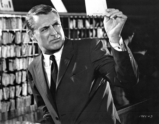 Szarada - Z filmu - Cary Grant