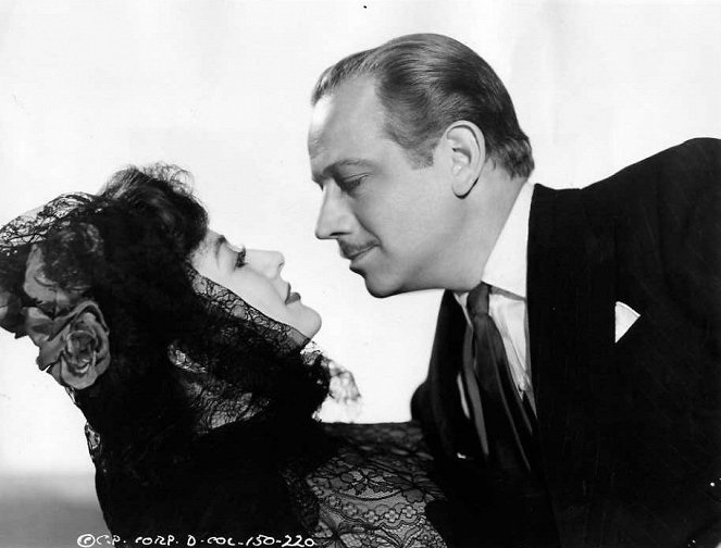 They All Kissed the Bride - Promo - Joan Crawford, Melvyn Douglas