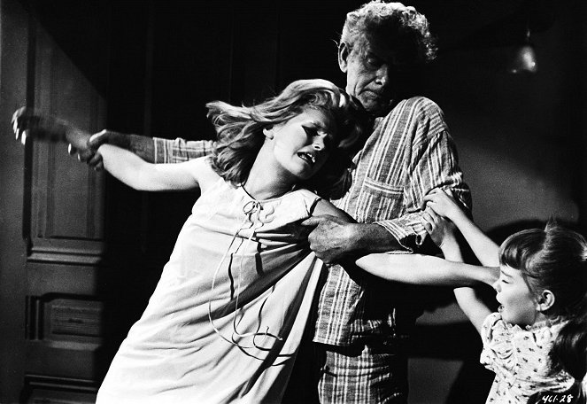 Days of Wine and Roses - Photos - Lee Remick, Charles Bickford