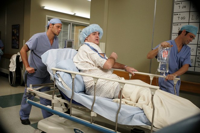Grey's Anatomy - Die jungen Ärzte - Season 2 - Ein sauberer Schnitt - Filmfotos - Justin Chambers, Steven W. Bailey
