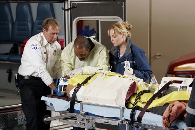 Grey's Anatomy - Disparitions - Film - James Pickens Jr., Katherine Heigl