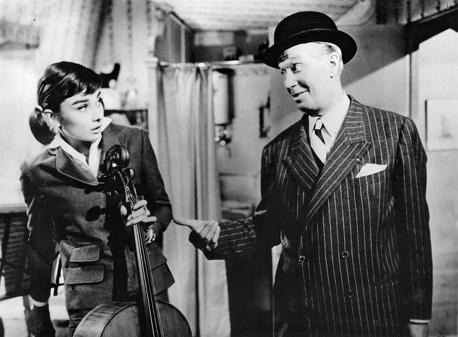 Love in the Afternoon - Photos - Audrey Hepburn, Maurice Chevalier