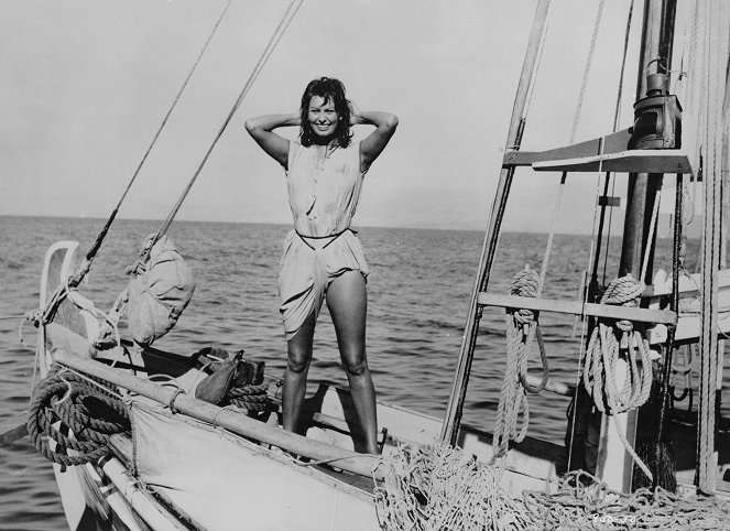 Boy on a Dolphin - Photos - Sophia Loren