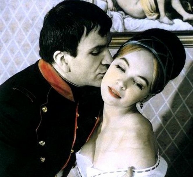 Napoleon - Z filmu - Pierre Mondy, Leslie Caron