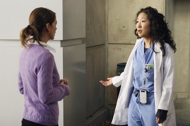 Grey's Anatomy - Die jungen Ärzte - Toxisch - Filmfotos - Ellen Pompeo, Sandra Oh