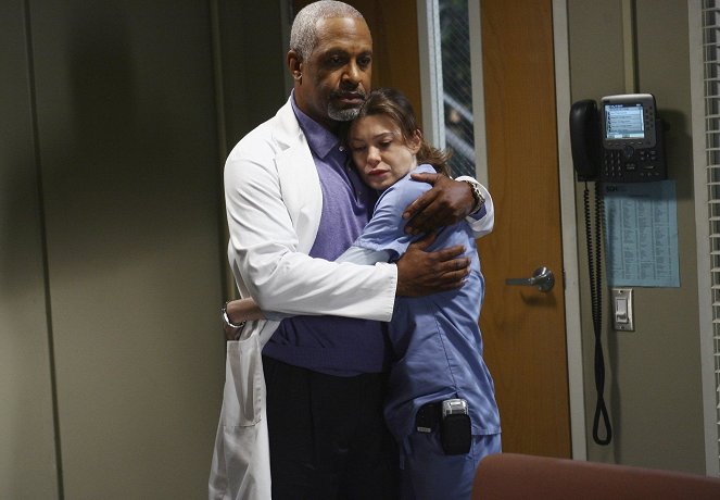 Grey's Anatomy - Season 3 - Testing 1-2-3 - Photos - James Pickens Jr., Ellen Pompeo