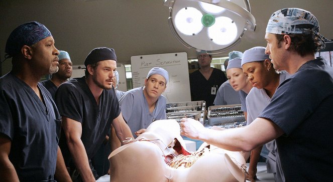 Grey's Anatomy - Don't Stand So Close to Me - Van film - James Pickens Jr., Eric Dane, T.R. Knight, Katherine Heigl, Chandra Wilson, Patrick Dempsey