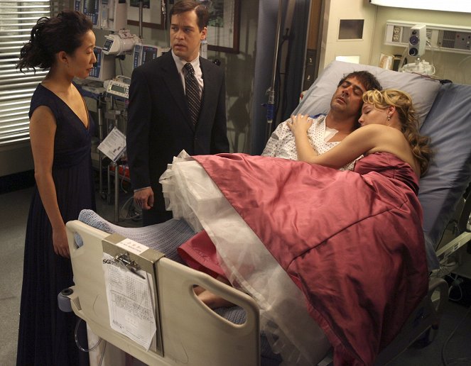 Grey's Anatomy - Die jungen Ärzte - Season 2 - Der Tod und das Mädchen - Filmfotos - Sandra Oh, T.R. Knight, Jeffrey Dean Morgan, Katherine Heigl