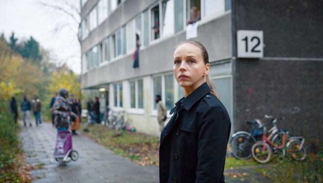 Tatort - Verbrannt - Photos - Petra Schmidt-Schaller