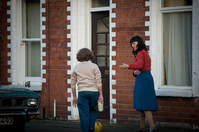 Shooting for Socrates - Van film - Bronagh Gallagher