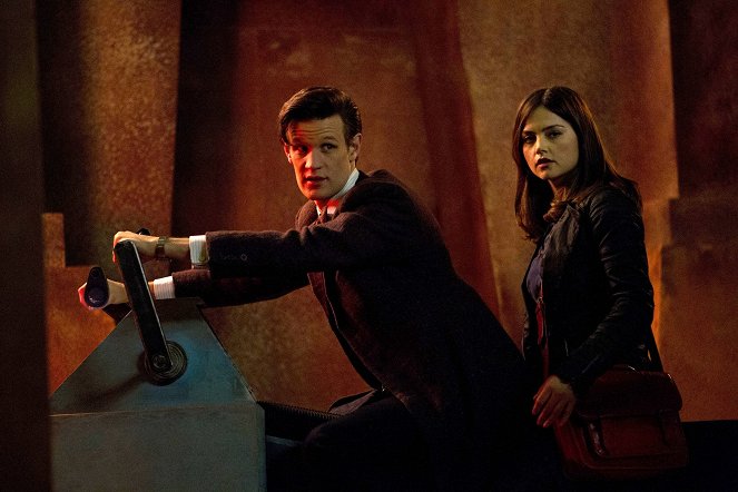 Doctor Who - Die Ringe von Akhaten - Filmfotos - Matt Smith, Jenna Coleman