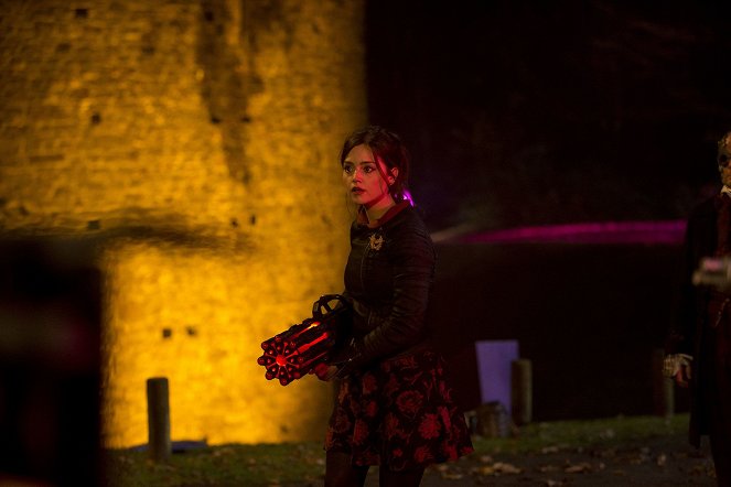 Doctor Who - Nightmare in Silver - Do filme - Jenna Coleman