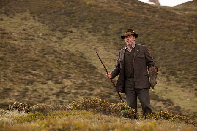 Brothers of the Wind - Photos - Jean Reno