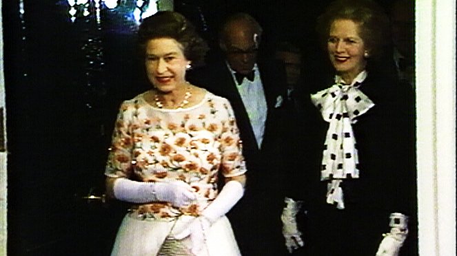II. Erzsébet és miniszterelnökei - Filmfotók