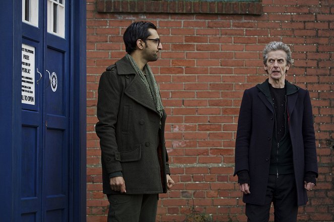 Doctor Who - Before the Flood - Van film - Arsher Ali, Peter Capaldi