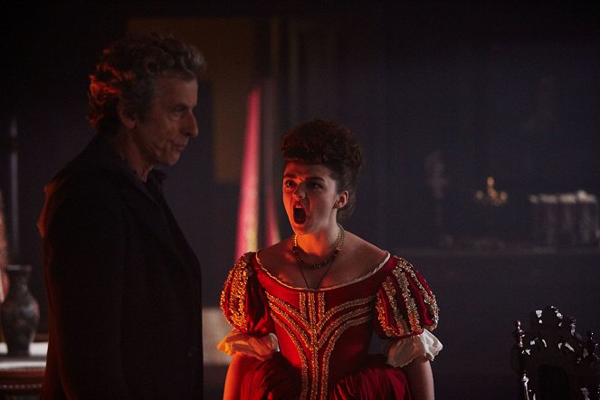 Doctor Who - Die Frau, die lebte - Filmfotos - Peter Capaldi, Maisie Williams