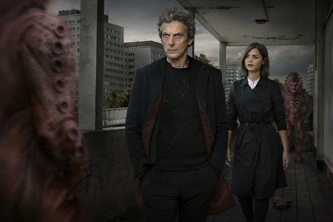 Doctor Who - Die Invasion der Zygonen - Werbefoto - Peter Capaldi, Jenna Coleman