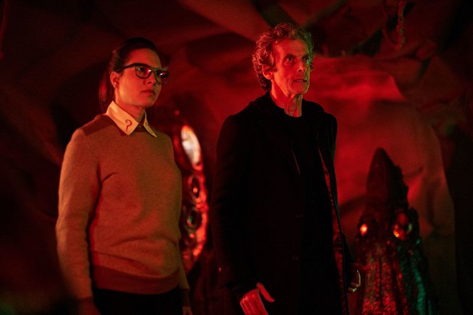 Doktor Who - Odwróceni Zagończycy - Z filmu - Ingrid Oliver, Peter Capaldi