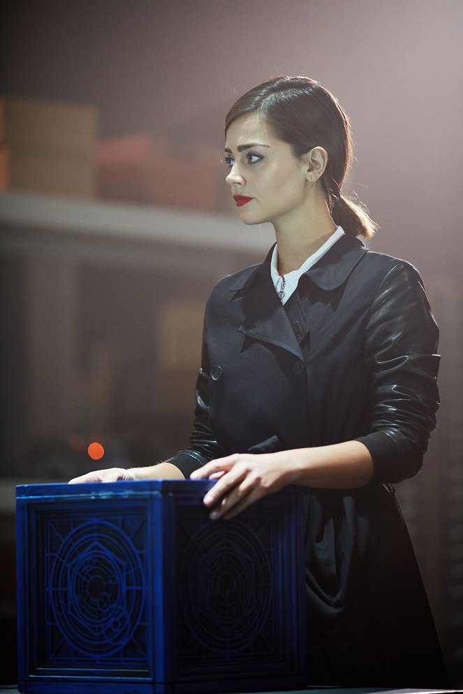 Doctor Who - Vaikea valinta - Kuvat elokuvasta - Jenna Coleman