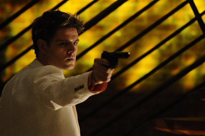 White Collar - Season 2 - What Happens in Burma - Photos