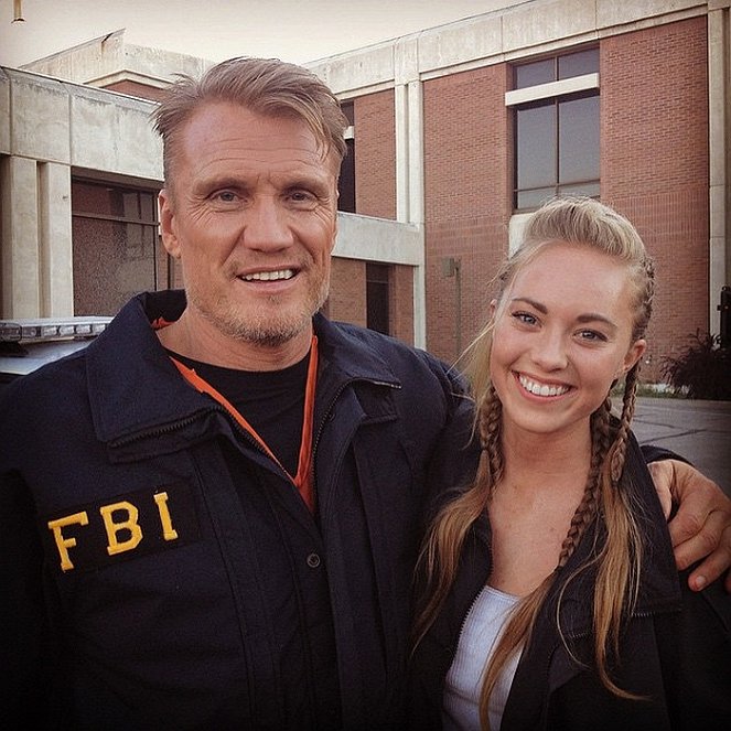 Riot - Enfermé pour tuer - Tournage - Dolph Lundgren, Danielle Chuchran