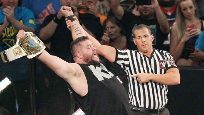 WWE Live from MSG 2015 - Photos - Kevin Steen