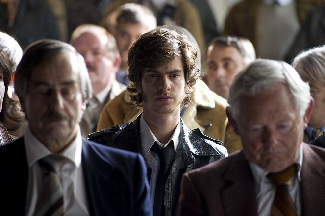 Red Riding: In the Year of Our Lord 1983 - Filmfotók - Andrew Garfield