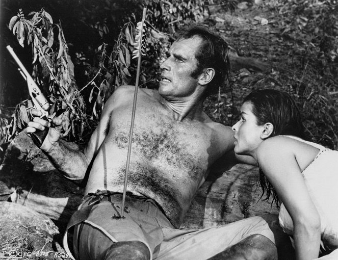 Mayor Dundee - De la película - Charlton Heston, Senta Berger