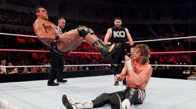WWE Monday Night RAW - De la película - Alberto Rodríguez, Kevin Steen, Nic Nemeth