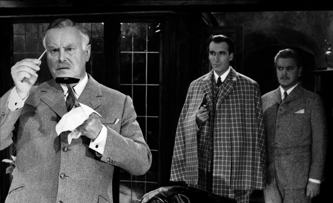 Sherlock Holmes ja kuoleman kaulanauha - Kuvat elokuvasta - Christopher Lee, Thorley Walters
