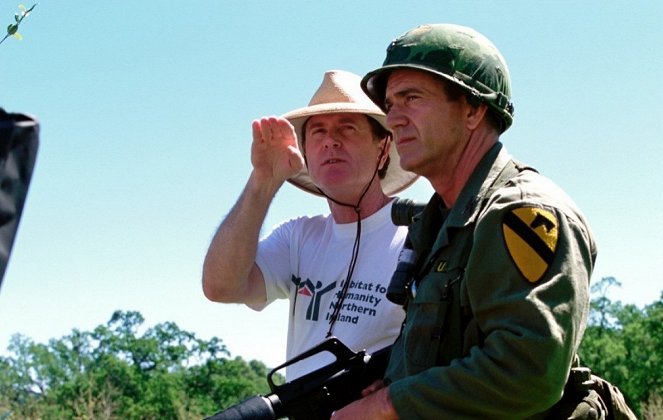 We Were Soldiers - Van de set - Randall Wallace, Mel Gibson
