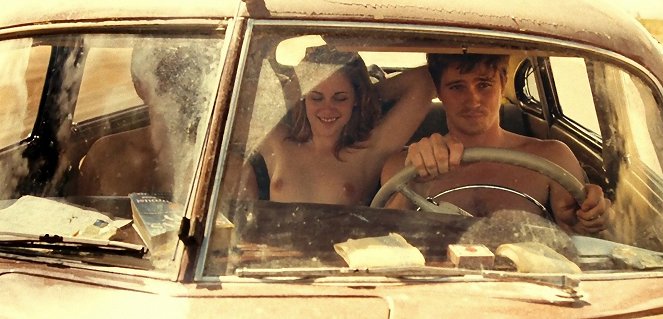 On the road (En la carretera) - De la película - Kristen Stewart, Garrett Hedlund