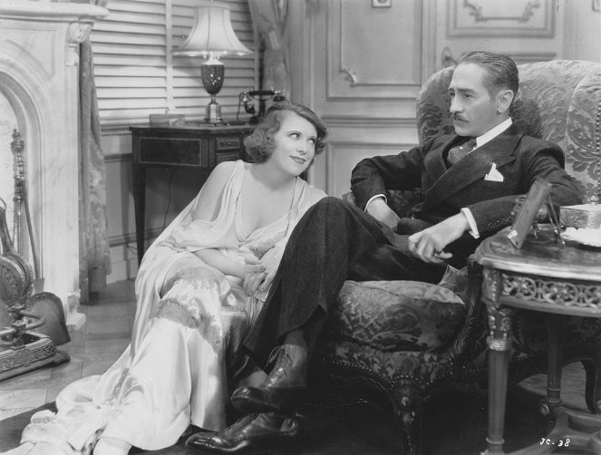 Journal of a Crime - Filmfotos - Ruth Chatterton, Adolphe Menjou