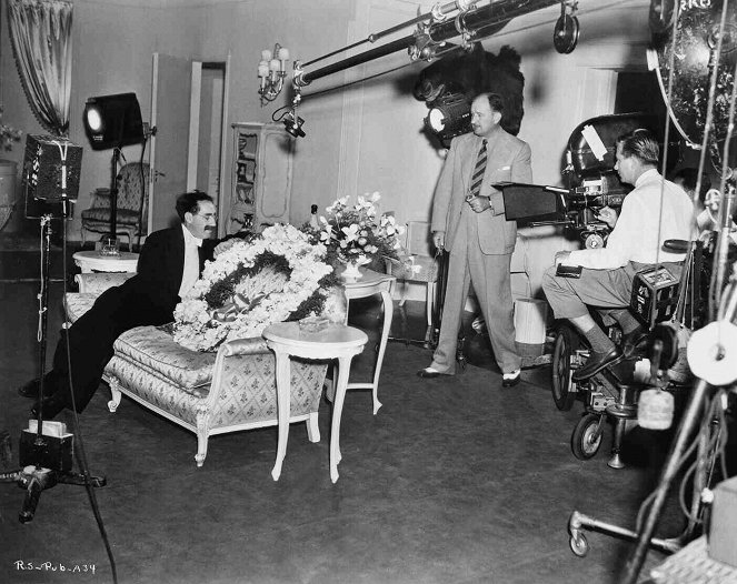 Room Service - Forgatási fotók - Groucho Marx, William A. Seiter