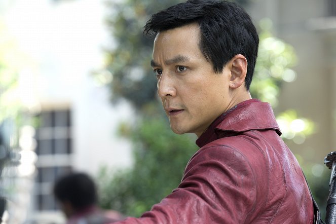 Into the Badlands - White Stork Spreads Wings - Photos - Daniel Wu Yin-cho