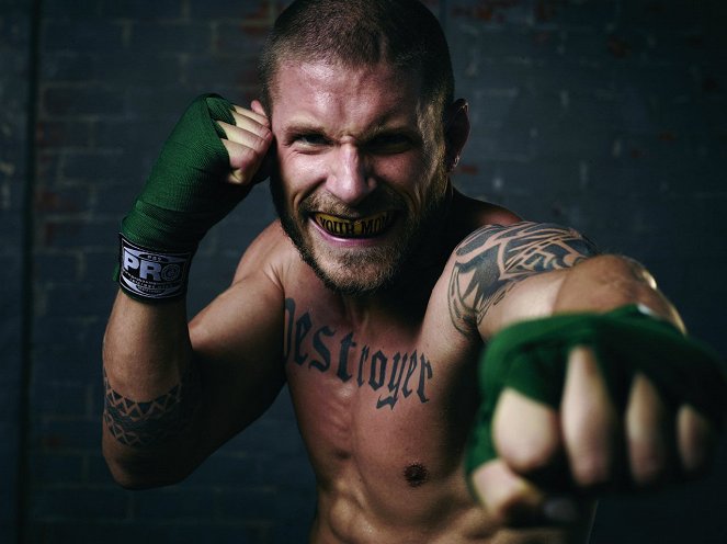 Kingdom - Season 1 - Werbefoto - Matt Lauria