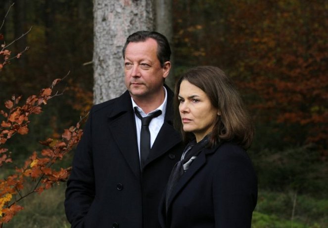 Polizeiruf 110 - Kreise - Film - Matthias Brandt, Barbara Auer