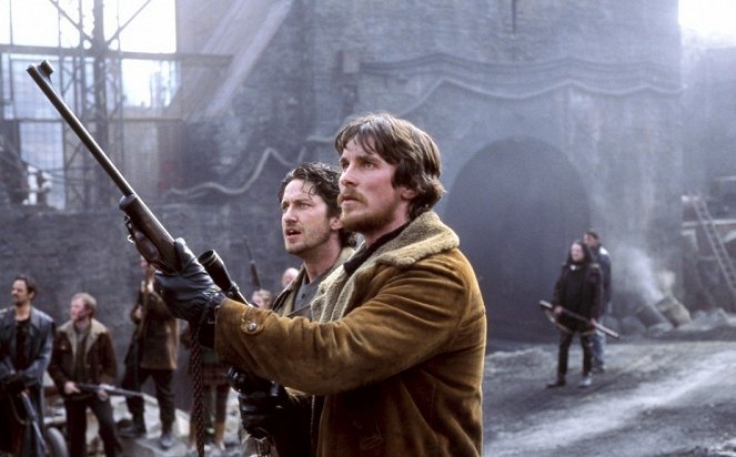 El imperio del fuego - De la película - Gerard Butler, Christian Bale