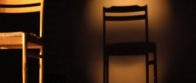 The Chair - Kuvat elokuvasta