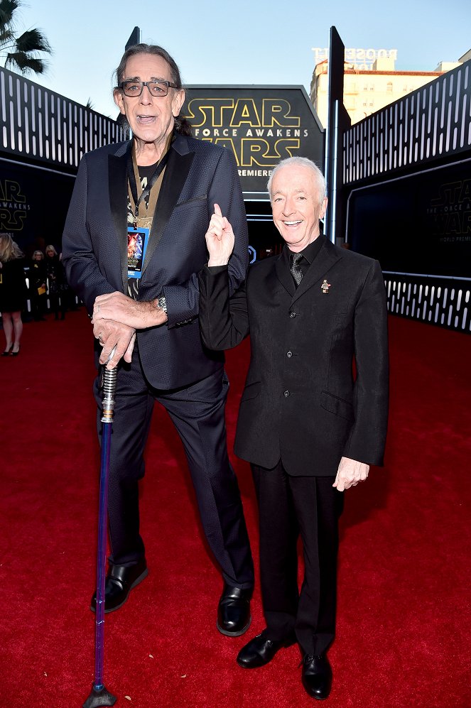 Star Wars: The Force Awakens - Tapahtumista - Peter Mayhew, Anthony Daniels