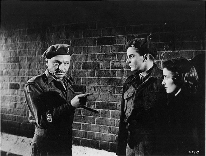The Holly and the Ivy - Do filme - William Hartnell, Denholm Elliott